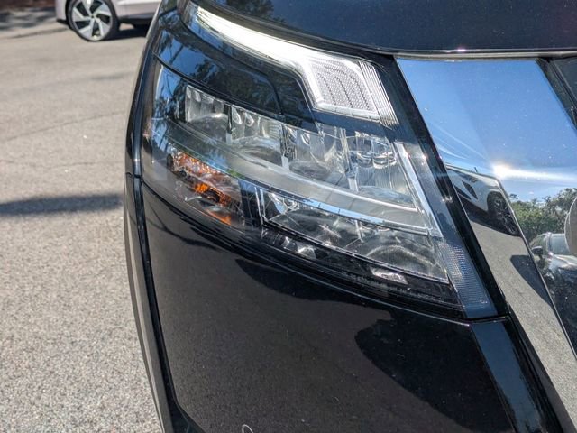 Used 2024 Nissan Pathfinder Platinum FWD image 13