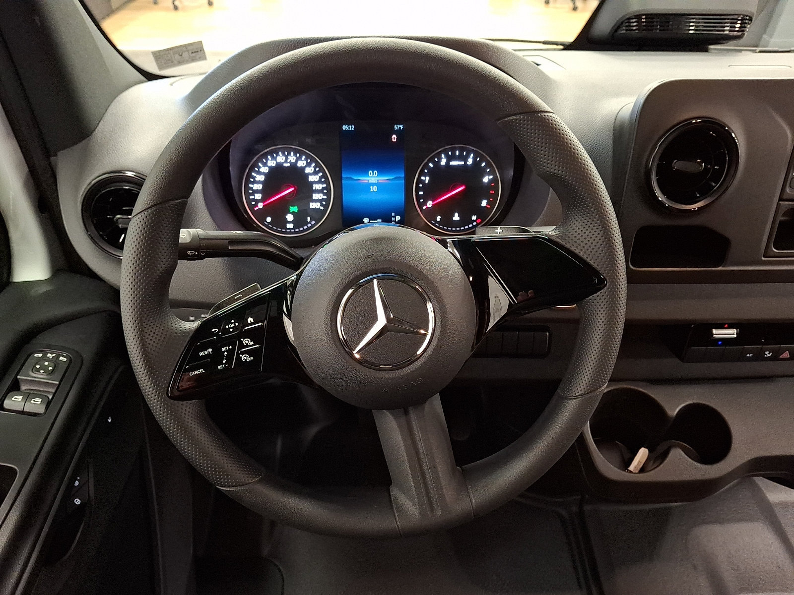 Used 2025 Mercedes-Benz Sprinter 2500 image 15