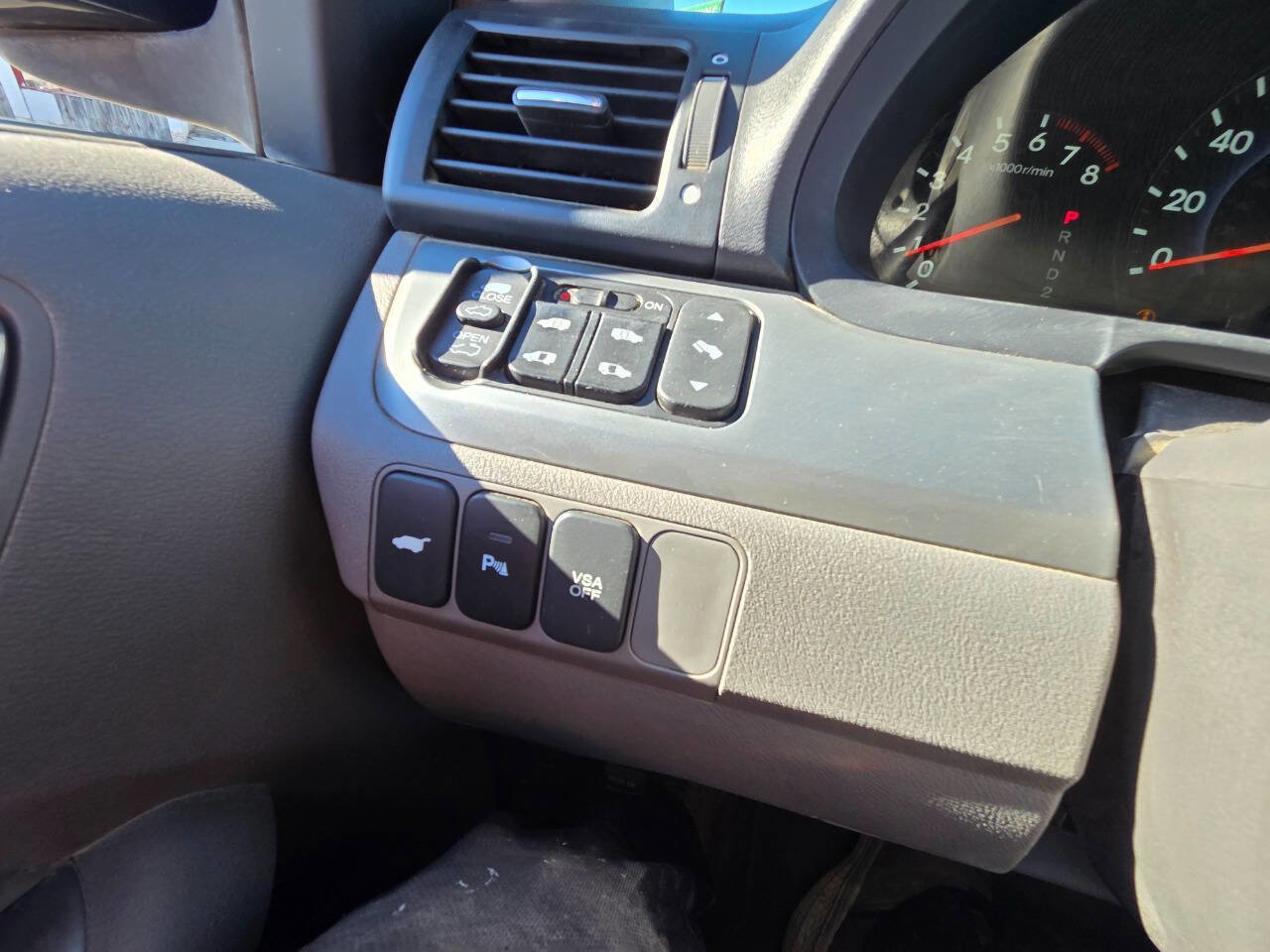 Used 2010 Honda Odyssey Touring image 8