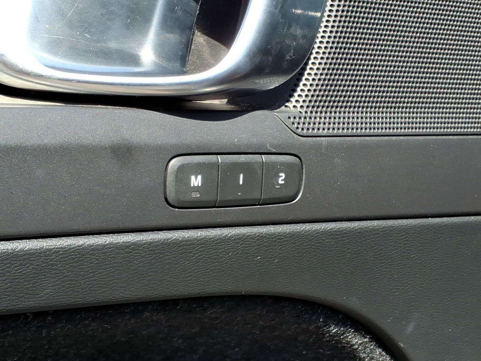 Used 2019 Volvo XC40 T4 Inscription FWD image 8