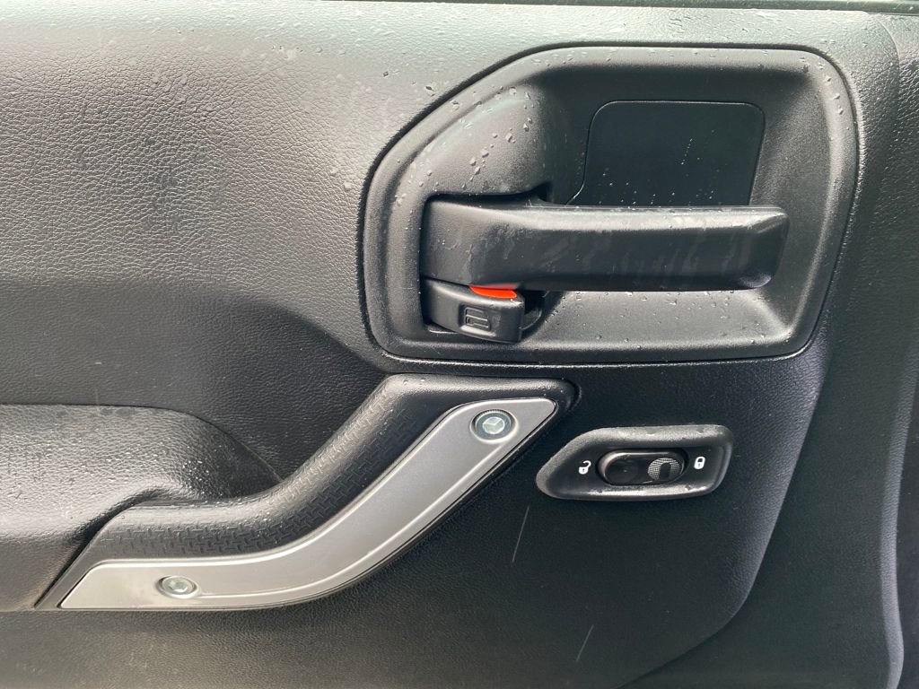 Used 2017 Jeep Wrangler Unlimited Sport image 20