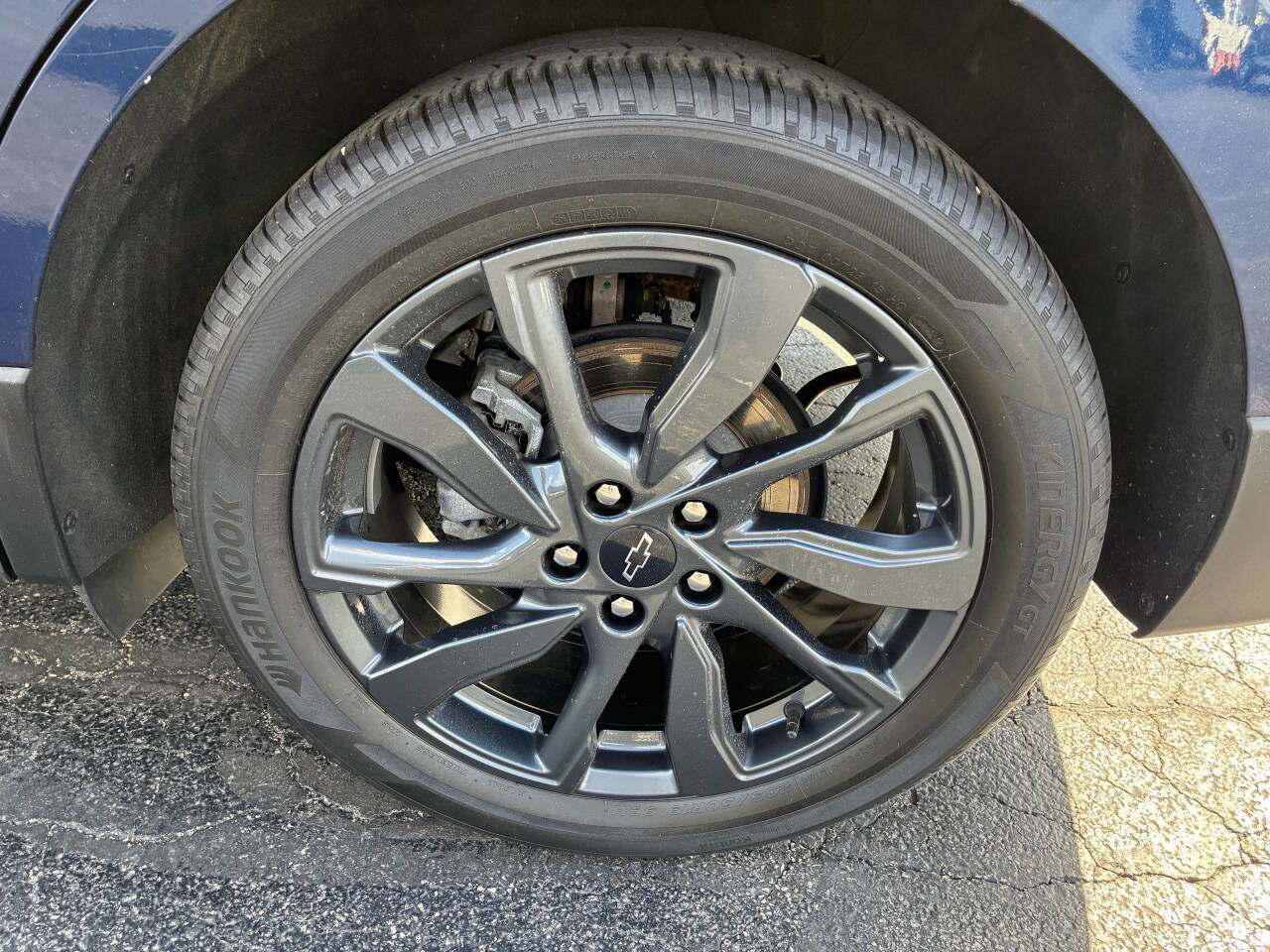 Used 2023 Chevrolet Equinox RS image 27