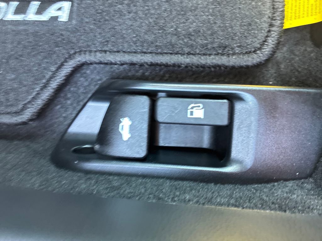 New 2026 Toyota Corolla SE image 34