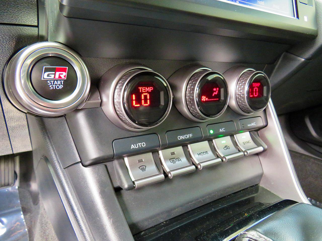 Used 2024 Toyota GR86 RWD image 26