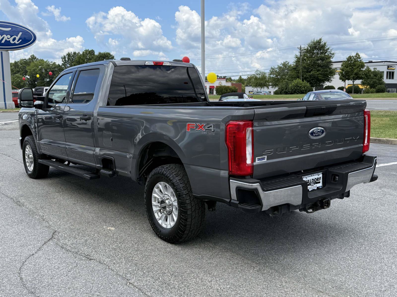 Used 2024 Ford F250 XLT AWD/4WD image 4