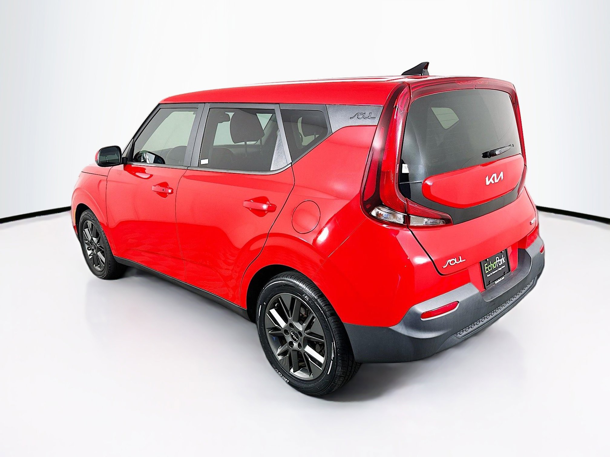 Used 2022 Kia Soul EX FWD image 5