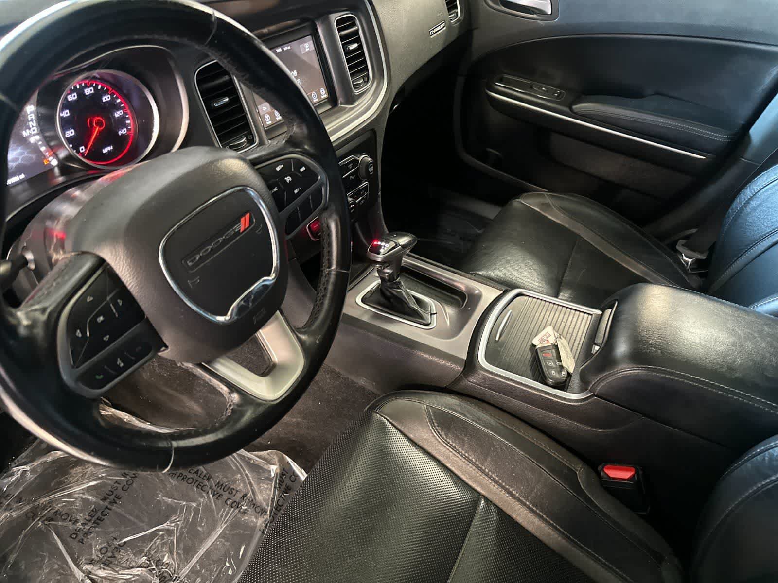 Used 2020 Dodge Charger SXT w/ Leather Interior Group RWD image 12