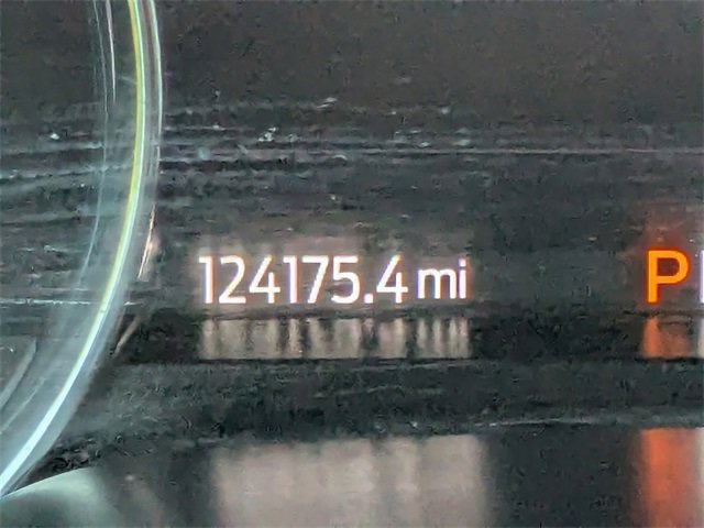 Used 2020 Ford Expedition Limited image 28