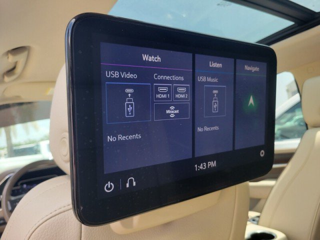 Used 2021 GMC Yukon Denali w/ Denali Premium Package RWD image 26