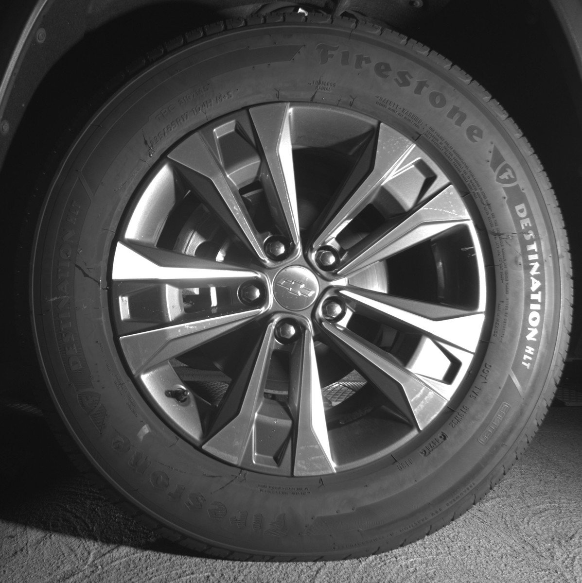 Used 2025 Chevrolet Equinox LT FWD image 12