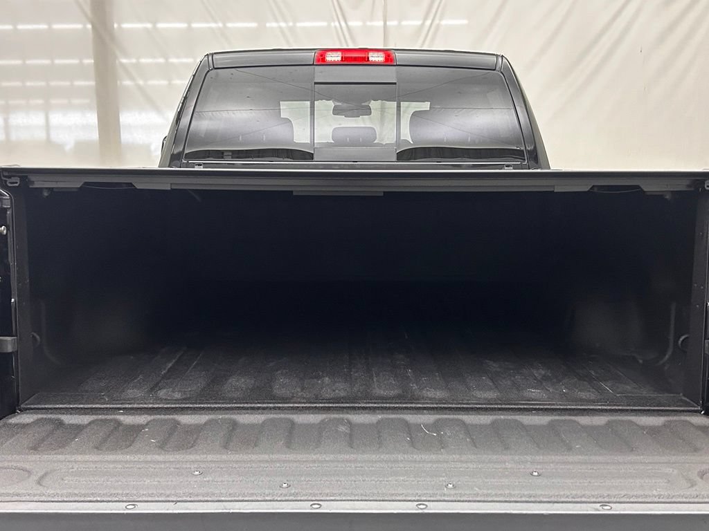 Used 2014 RAM 3500 Laramie w/ Black Appearance Group AWD/4WD image 9