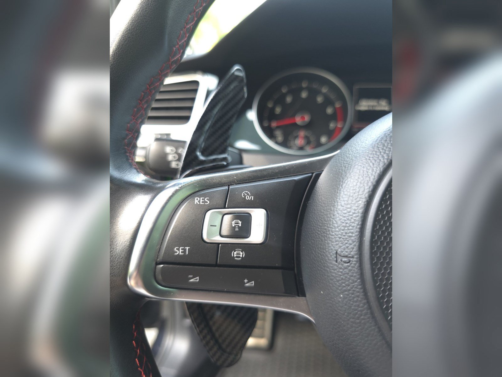 Used 2019 Volkswagen Golf 4-Door FWD image 19