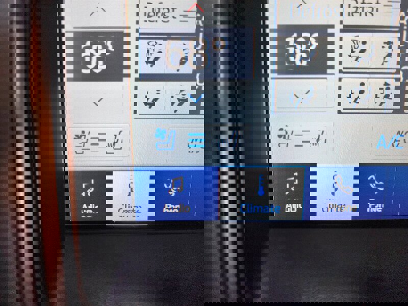 Used 2014 Ford F150 FX4 w/ Equipment Group 402A Luxury AWD/4WD image 49