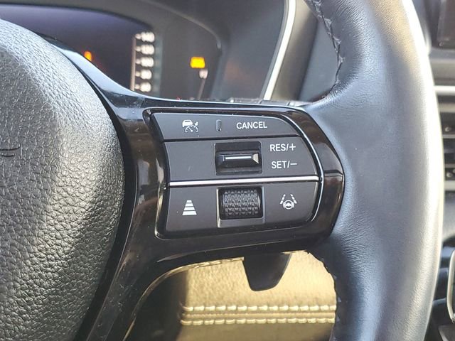 Used 2023 Honda Pilot Elite image 16