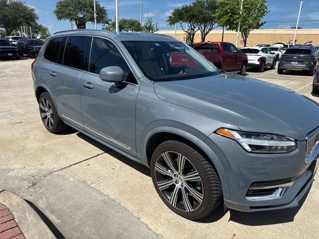Used 2023 Volvo XC90 T8 Plus w/ Protection Package Premier AWD/4WD image 4