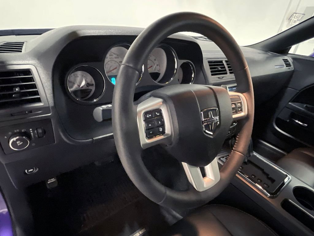 Used 2013 Dodge Challenger R/T image 76