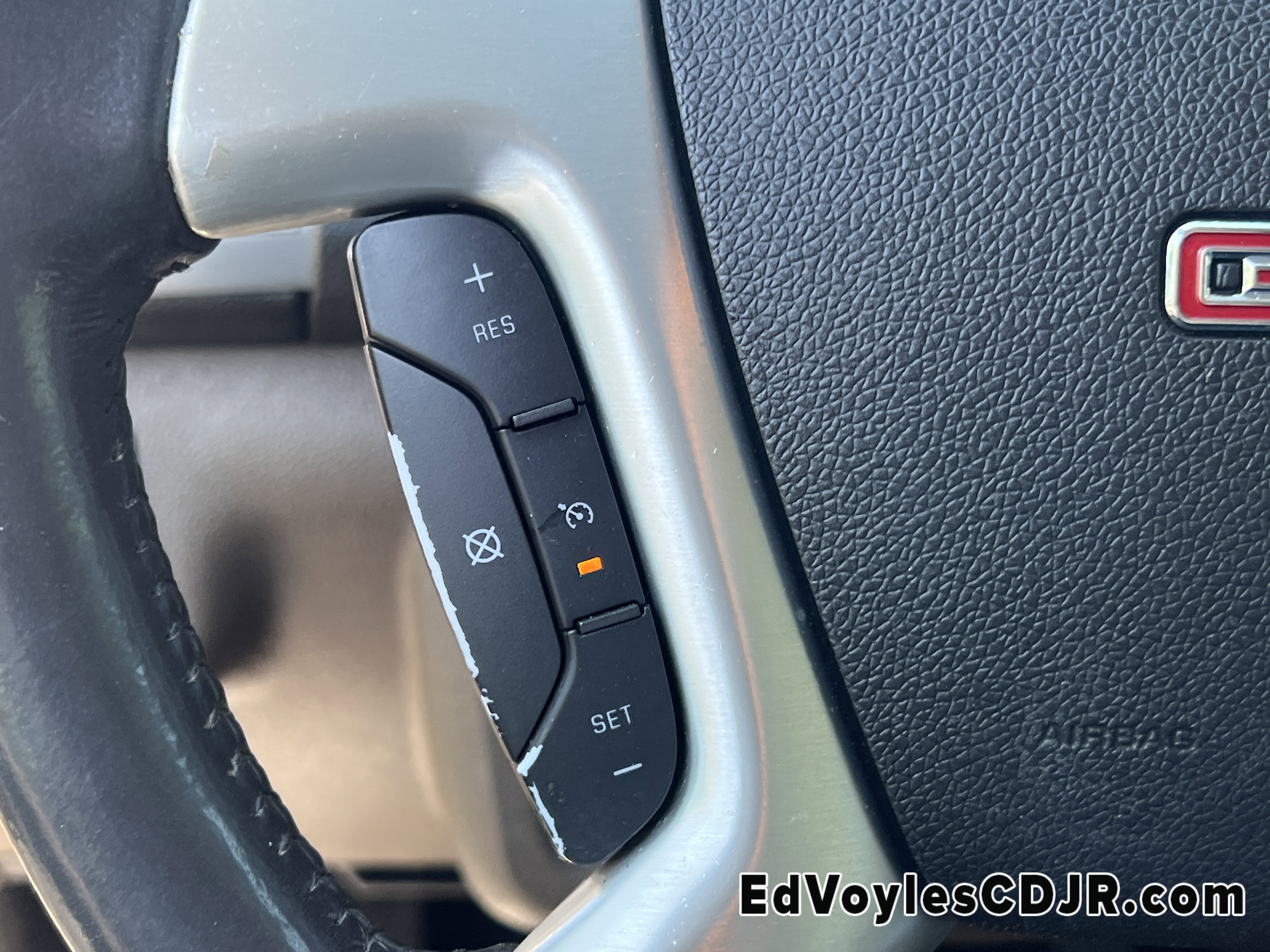 Used 2014 GMC Acadia SLT image 34