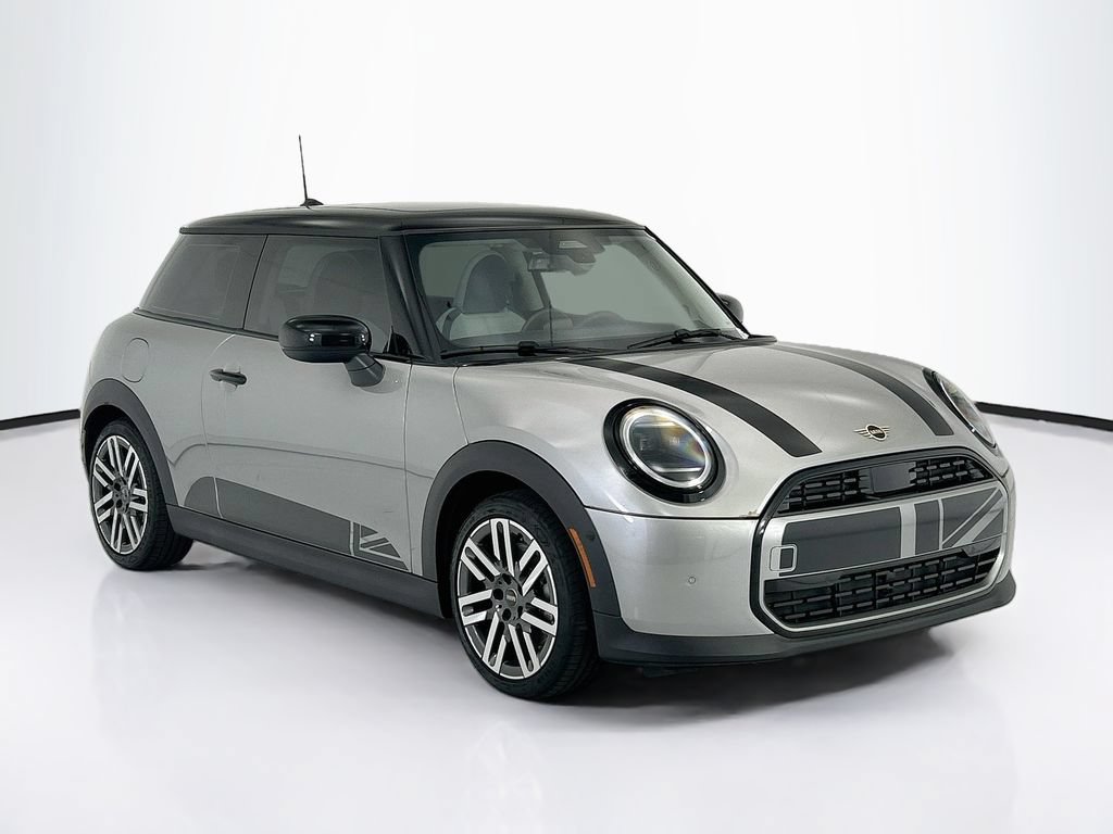 New 2026 MINI Cooper 2-Door Hardtop FWD image 3