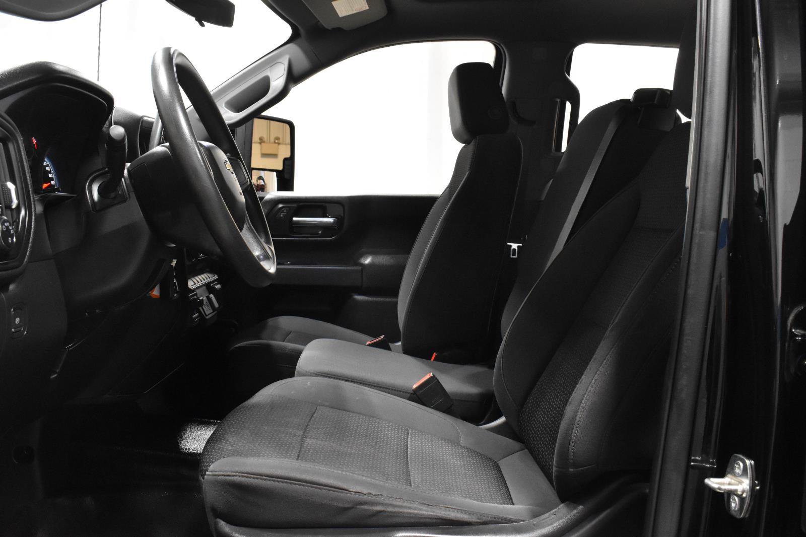 Used 2022 Chevrolet Silverado 2500 W/T w/ WT Convenience Package image 3