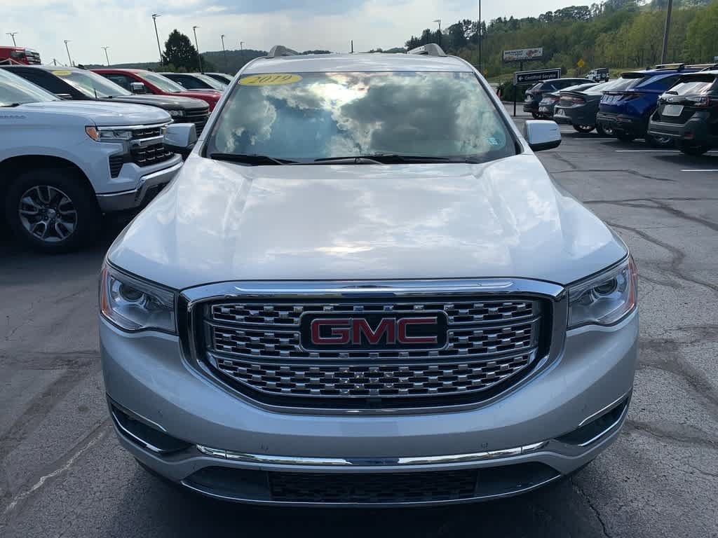 Certified 2019 GMC Acadia Denali w/ Technology Package AWD/4WD image 7