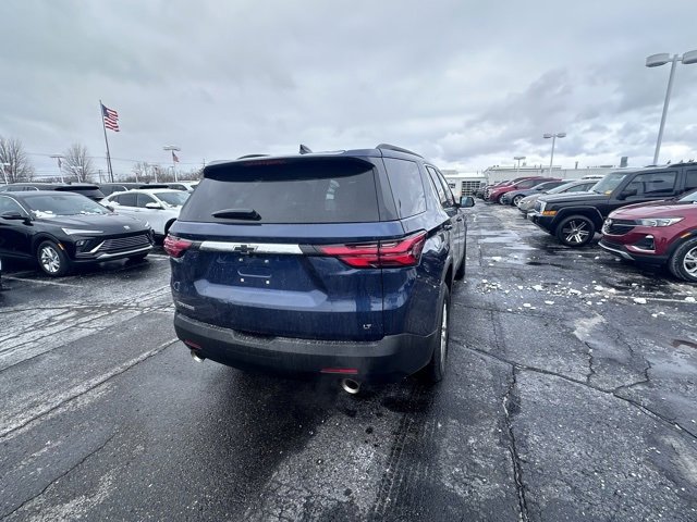 Used 2023 Chevrolet Traverse LT image 5