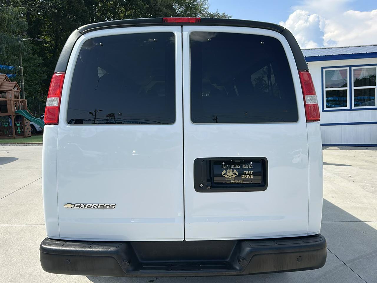 Used 2023 Chevrolet Express 3500 LS RWD image 10