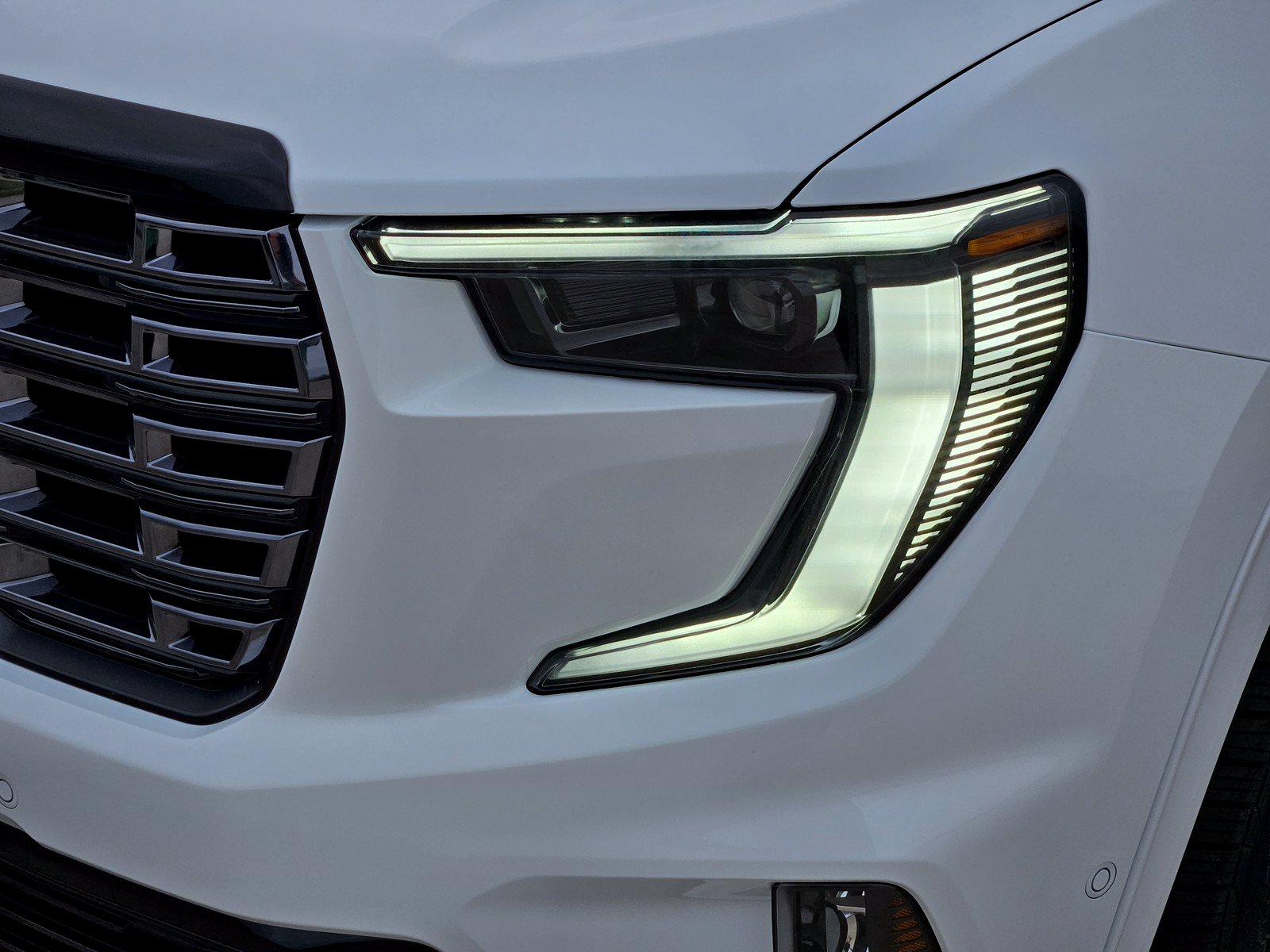 New 2026 GMC Acadia Denali Ultimate AWD/4WD image 5