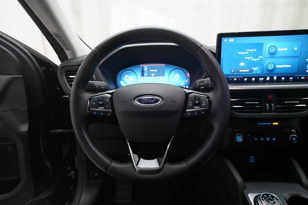 Used 2023 Ford Escape Active w/ Tech Pack #2 AWD/4WD image 4