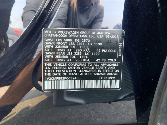 Certified 2023 Volkswagen ID.4 Pro RWD image 30