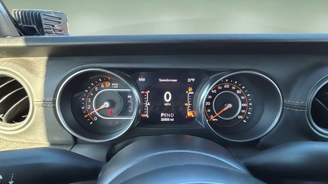 Used 2022 Jeep Gladiator Sport image 15