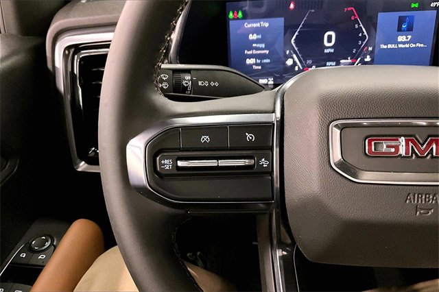 Used 2024 GMC Canyon AT4 w/ Canyon Safety Plus Package image 23