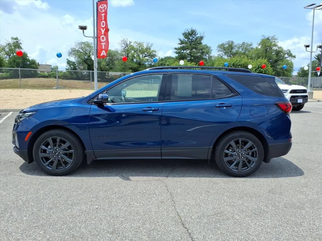 Used 2022 Chevrolet Equinox RS w/ LPO, Floor Liner Package FWD image 8