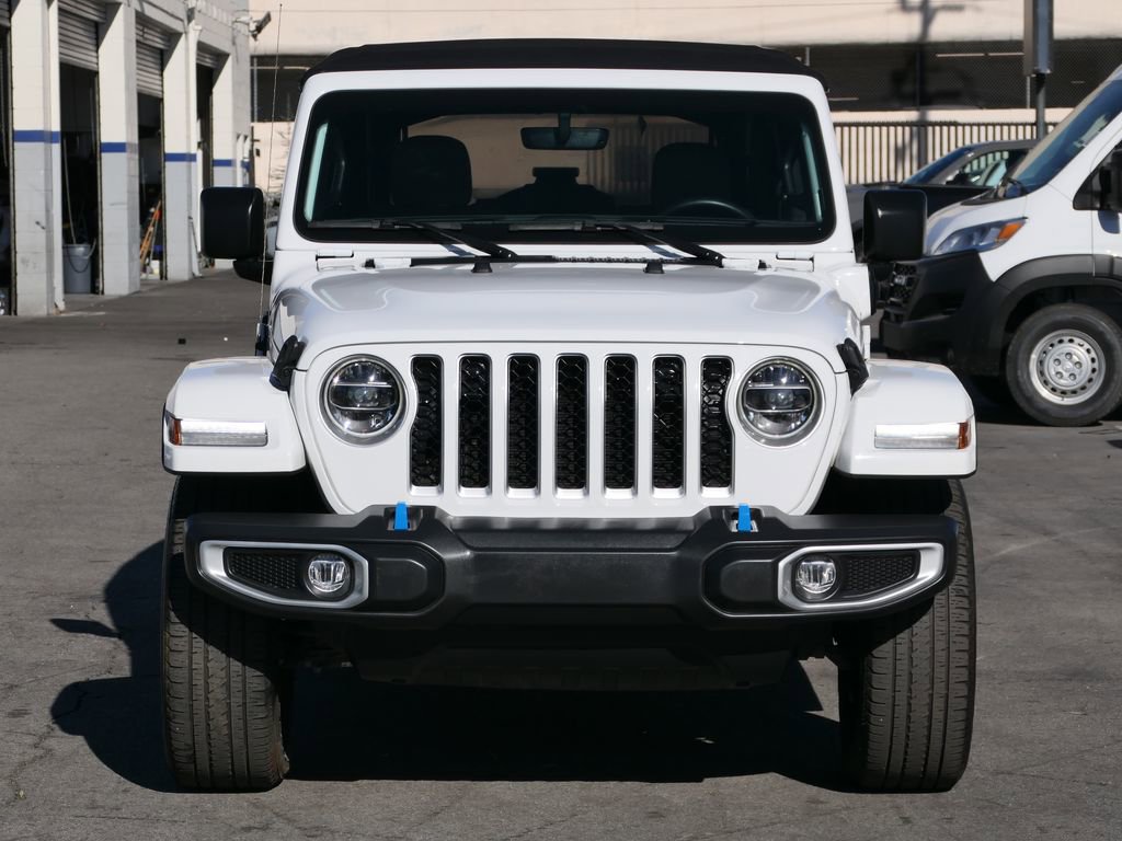 Used 2022 Jeep Wrangler Unlimited Sahara w/ Safety Group image 7