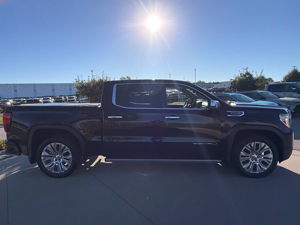 Used 2021 GMC Sierra 1500 Denali w/ Denali Ultimate Package AWD/4WD image 17