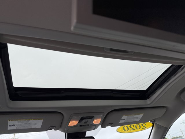 Used 2020 Toyota Sienna XLE Premium AWD/4WD image 35