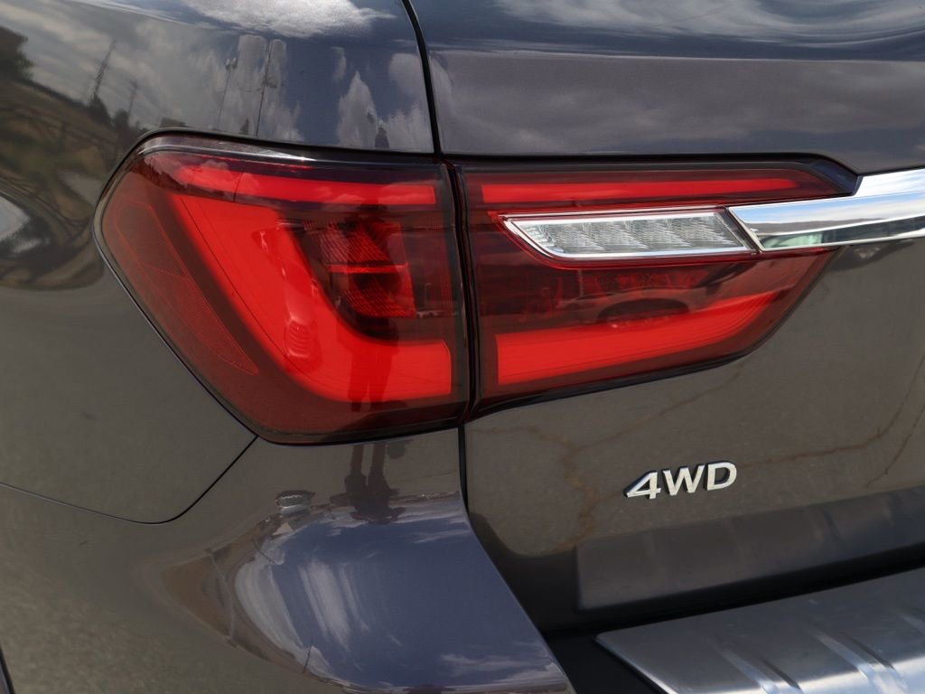 Used 2024 INFINITI QX80 Luxe image 7