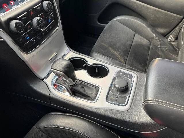 Used 2018 Jeep Grand Cherokee SRT w/ Trailer Tow Group IV AWD/4WD image 88