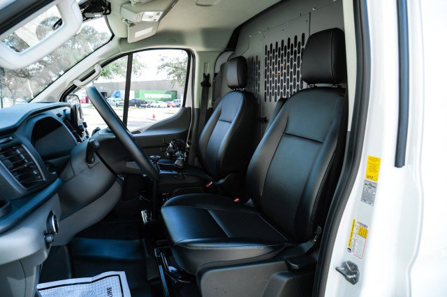Used 2024 Ford Transit 250 Low Roof image 28