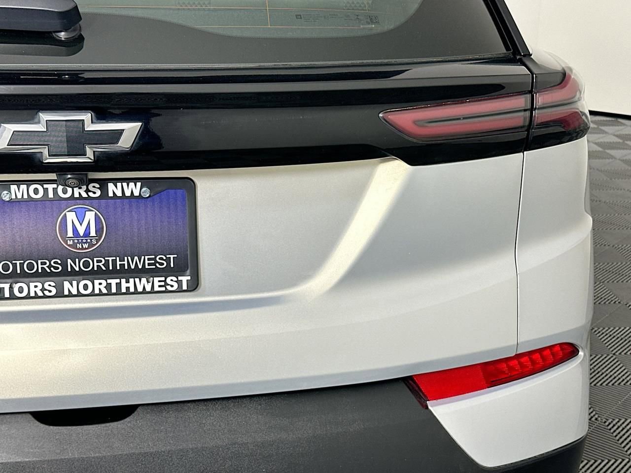 Used 2023 Chevrolet Bolt EUV LT FWD image 23