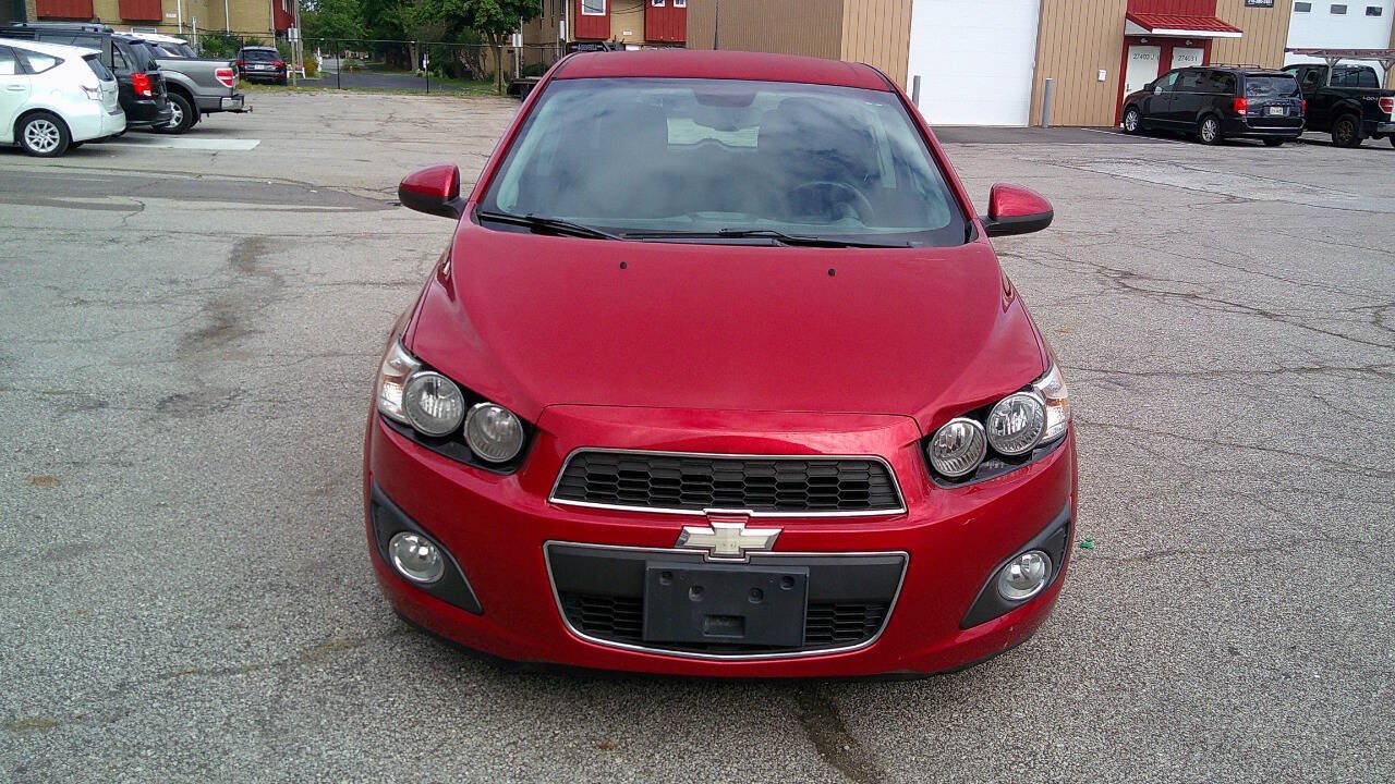 Used 2012 Chevrolet Sonic LT FWD image 2