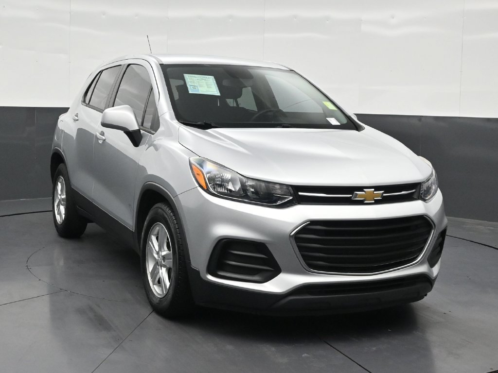 Used 2020 Chevrolet Trax LS FWD image 8