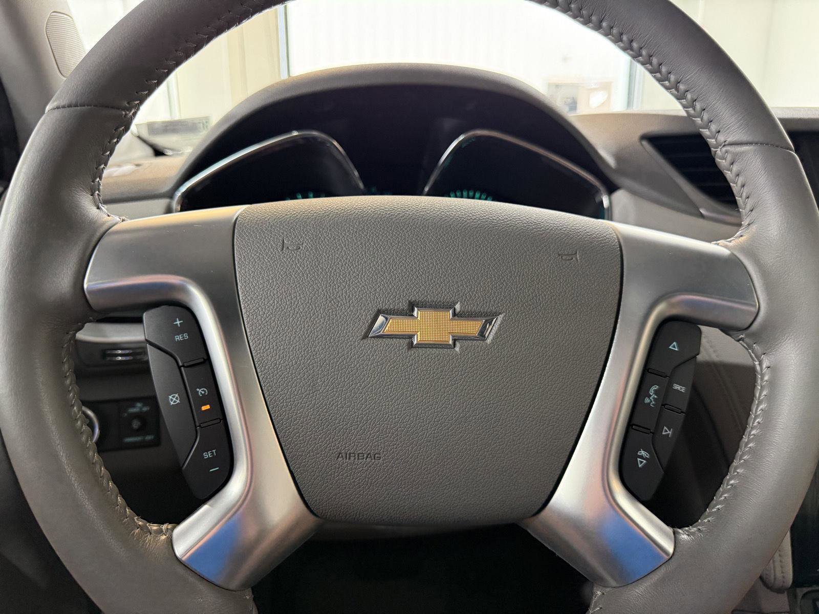 Used 2016 Chevrolet Traverse LT AWD/4WD image 12