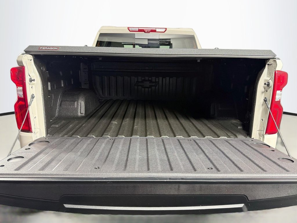 Used 2026 Chevrolet Silverado 1500 ZR2 w/ LPO, Dark Essentials Package AWD/4WD image 28