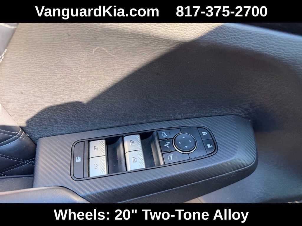 Used 2024 Mitsubishi Outlander SEL image 18