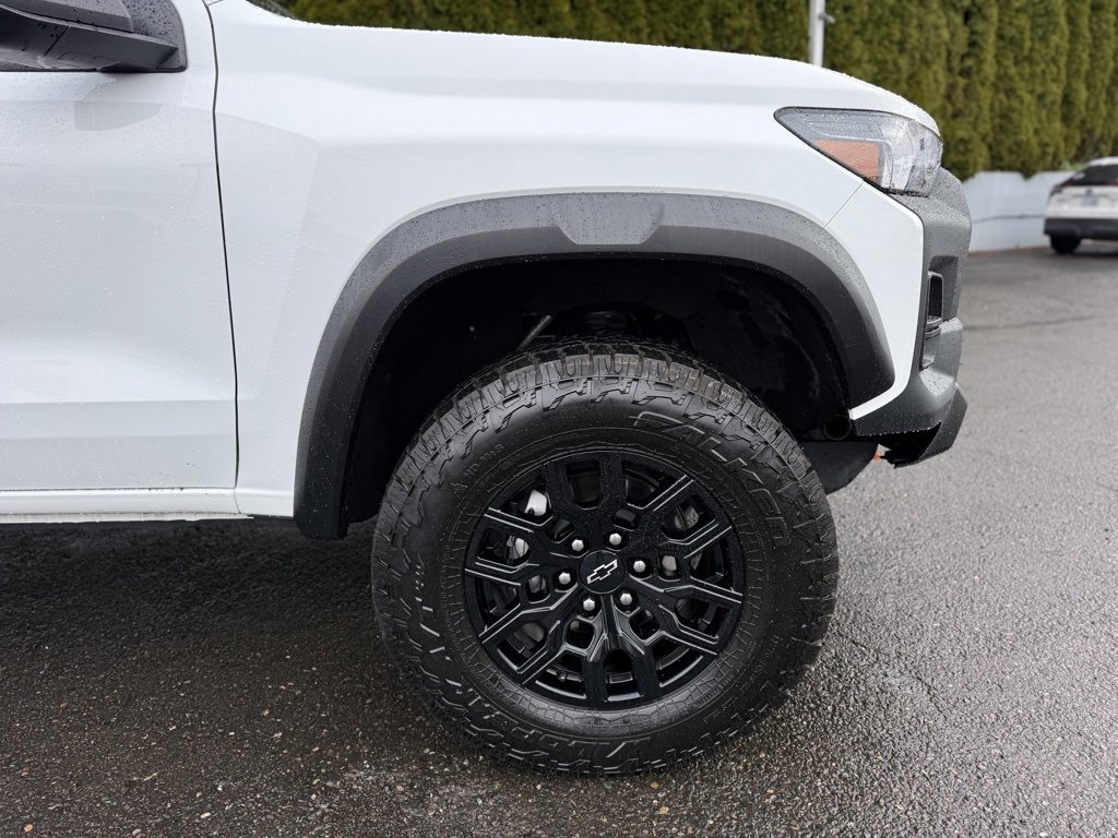 Used 2024 Chevrolet Colorado Trail Boss image 10