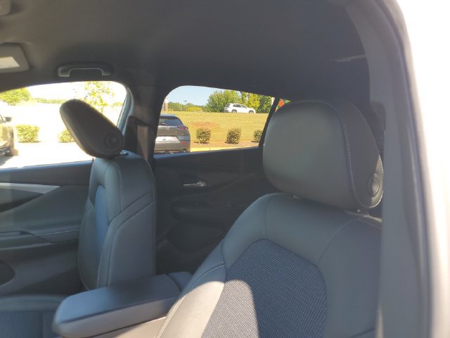 Used 2024 Buick Envista Preferred w/ Convenience I Package FWD image 23