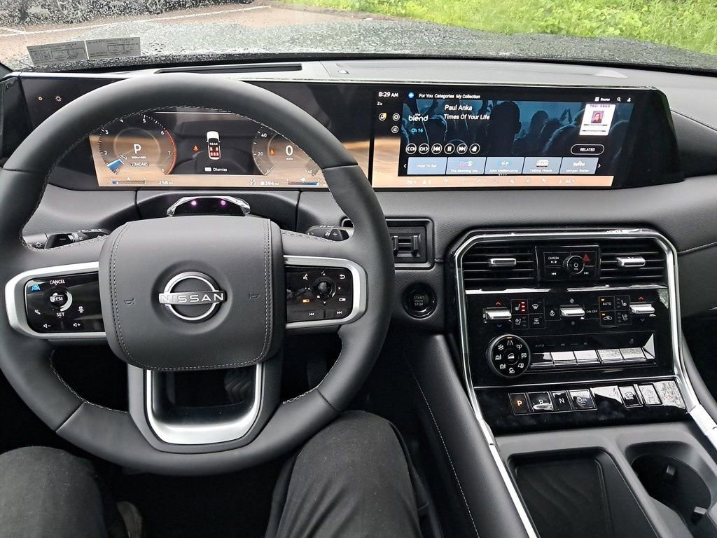 New 2025 Nissan Armada Platinum Reserve image 13