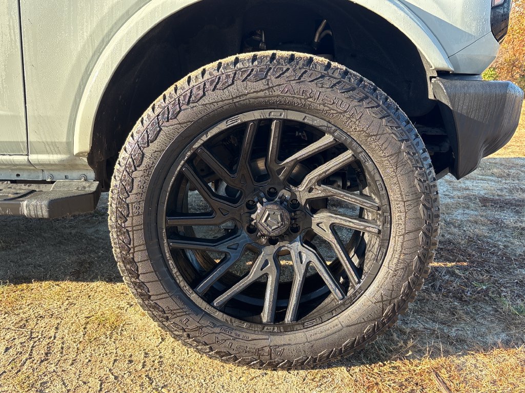 Used 2021 Ford Bronco Outer Banks AWD/4WD image 12