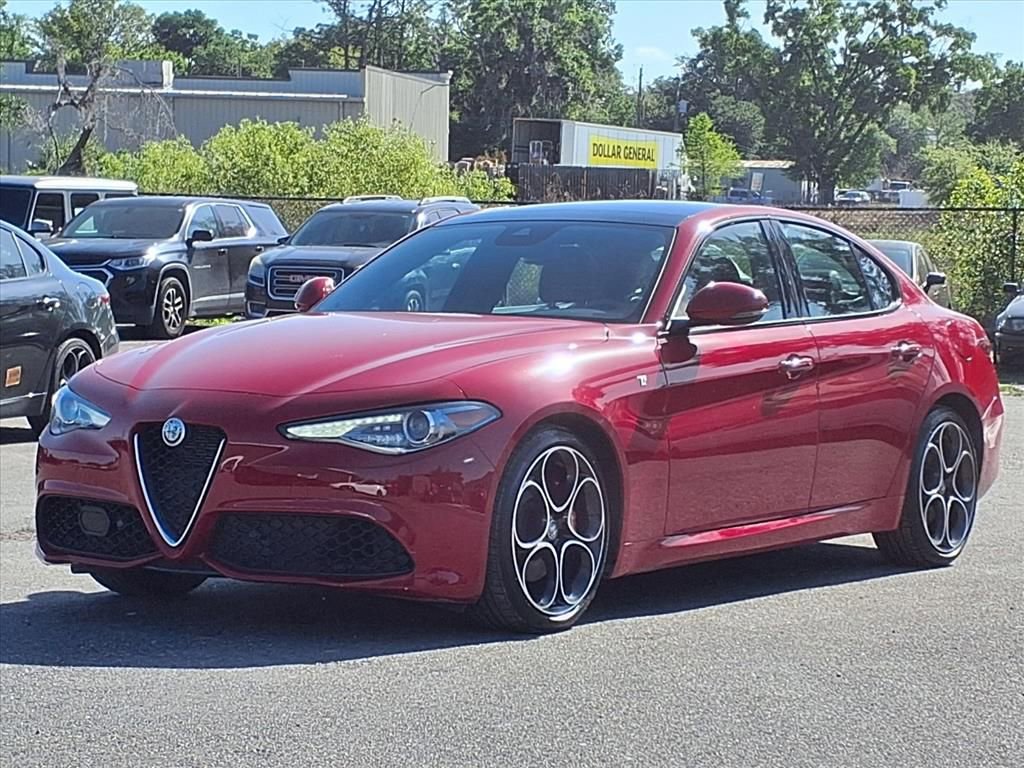 Used 2023 Alfa Romeo Giulia Ti image 3