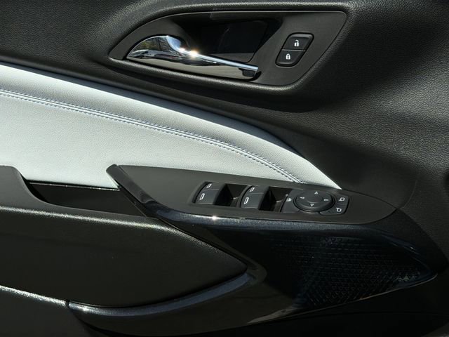 Used 2026 Chevrolet Trax LT w/ Sunroof Package image 33